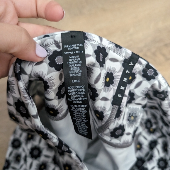 Savage x Fenty NWT Mod High Waist Hot Short - Picture 6 of 13